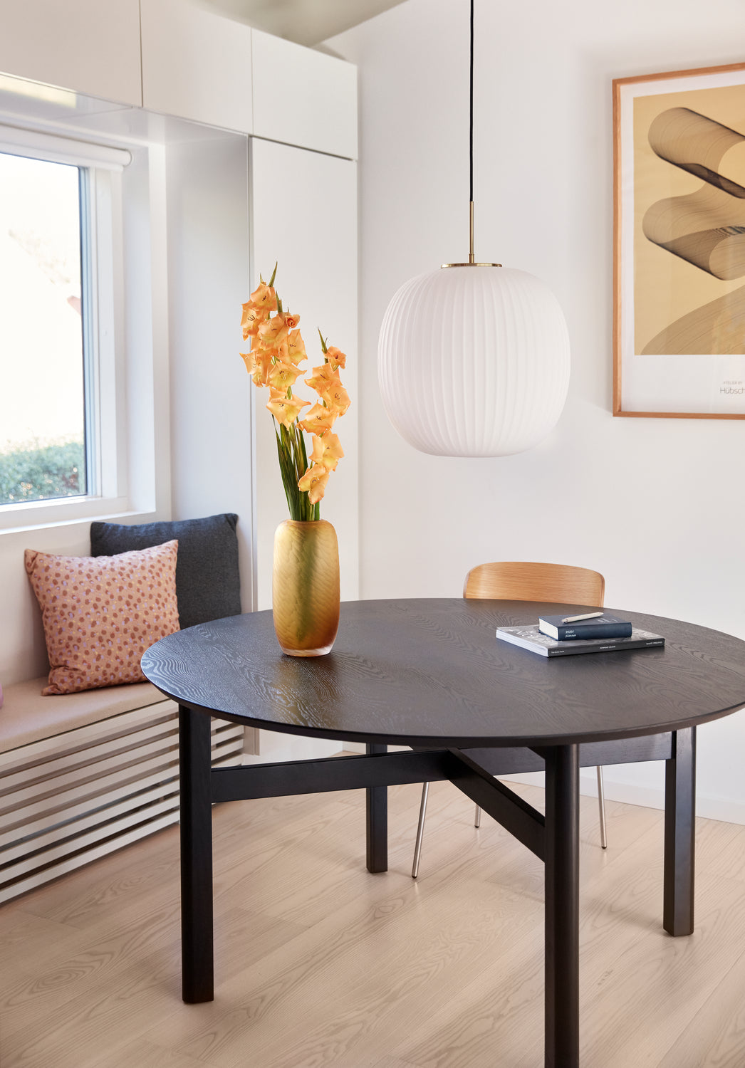 Fjord Dining Table – Round Large Black