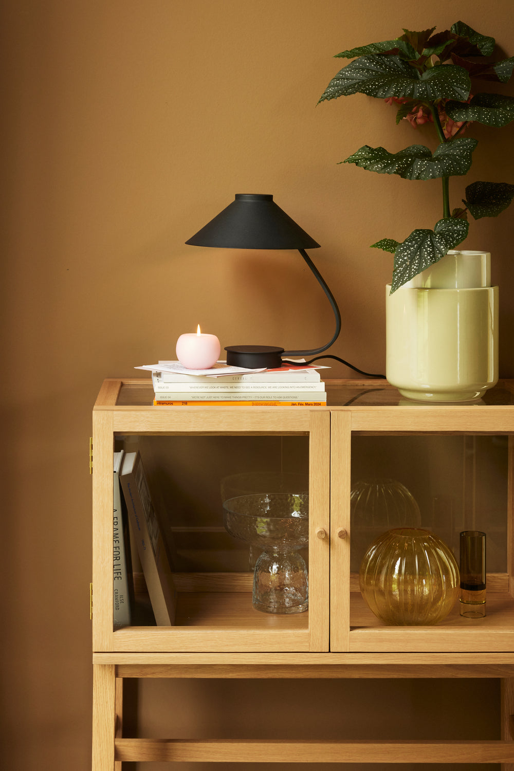 Poetic Display Box – Floor Natural