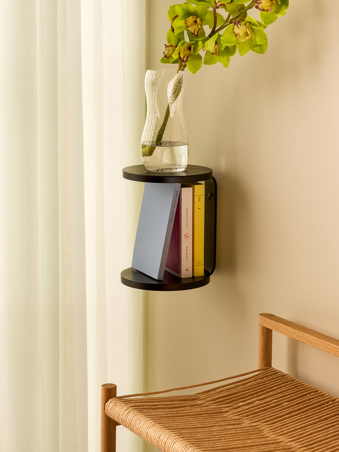 Oto Wall Shelf – Black